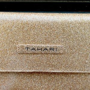 TAHARI MAKE UP. Glitzzy tri-fold make up holder for your little extras.